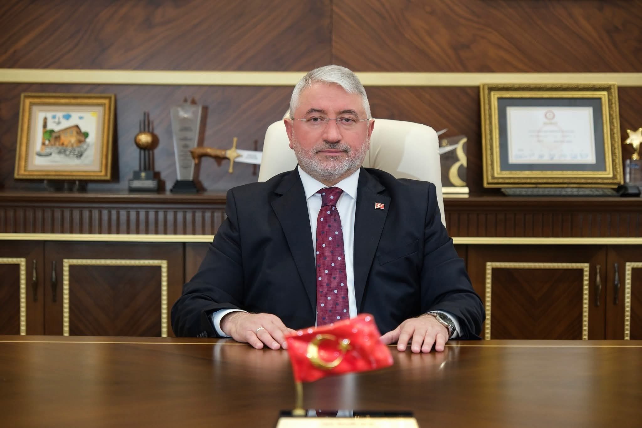 AŞGIN’DAN İSTİKLAL MARŞI MESAJI !