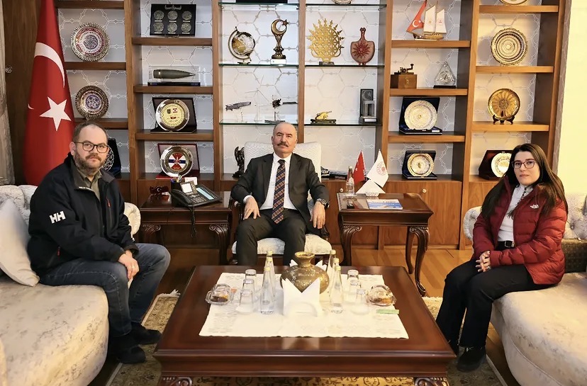 VALİ ÇALGAN’A NEZAKET ZİYARETİ